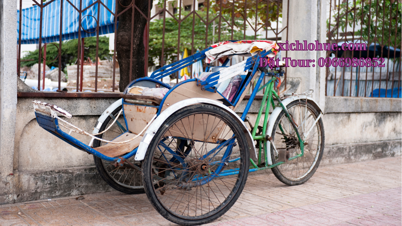 tour xích lô Huế